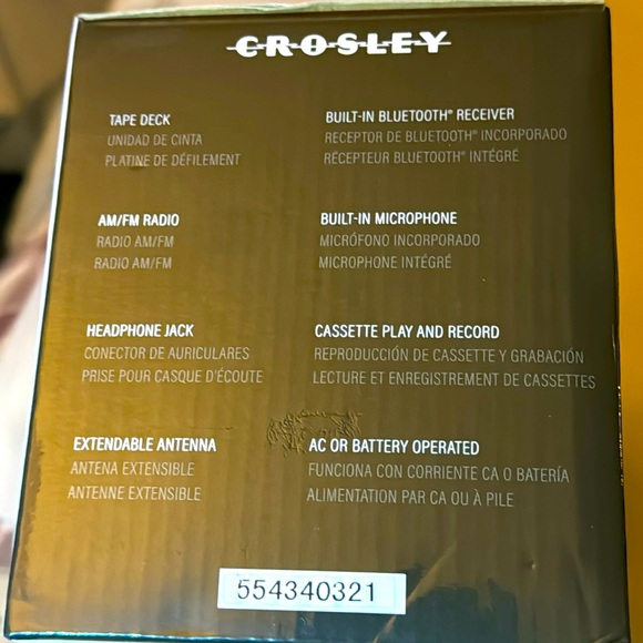 Crosley Cassette Player & Radio - Picture 5 of 5